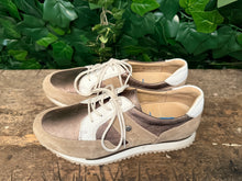 Afbeelding in Gallery-weergave laden, Nieuwe sneakers van Wolky maat 40
