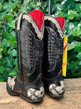 Afbeelding in Gallery-weergave laden, Nieuwe prachtige vintage laarzen van Sendra maat 39