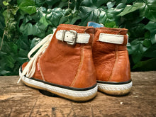 Afbeelding in Gallery-weergave laden, Nieuwe sneakers van Wolky maat 39