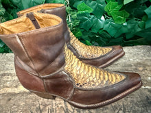 Afbeelding in Gallery-weergave laden, zo goed als nieuw vintage laars python van Sendra maat 43