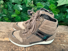 Afbeelding in Gallery-weergave laden, zo goed als nieuw sneakers van Xsensible maat 40 (wijdte G)