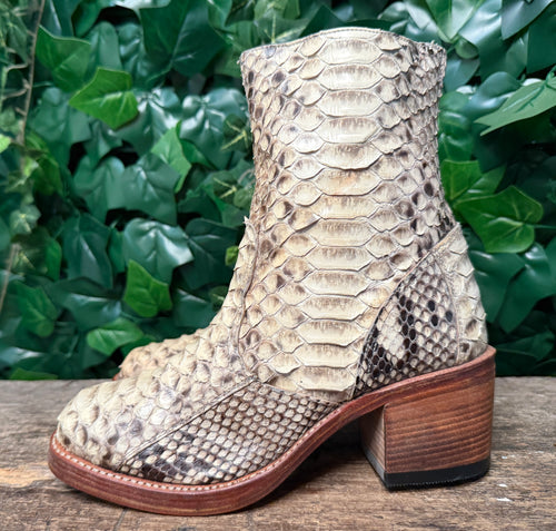 Nieuwe prachtige vintage python laarzen van Sendra maat 37