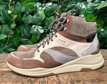 Afbeelding in Gallery-weergave laden, Nieuwe sneakers van durea maat 42 (wijdte E)