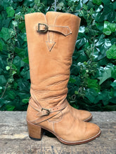 Afbeelding in Gallery-weergave laden, zo goed als nieuw Vintage laars van Sendra maat 40