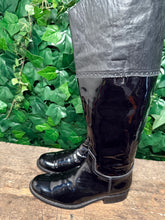 Afbeelding in Gallery-weergave laden, supergave bijna Nieuwe lakleer laars van Sendra maar 38