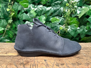 Nieuwe schoenen/laarsjes van loints of holland maat 39