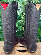 Afbeelding in Gallery-weergave laden, Nieuwe prachtige laarzen van Sendra maat 45 (uk 10,5)