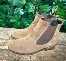 Afbeelding in Gallery-weergave laden, gewoon Nieuwe Chelsea boots van Wolky maat 39