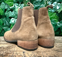 Afbeelding in Gallery-weergave laden, gewoon Nieuwe Chelsea boots van Wolky maat 39
