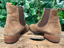 Afbeelding in Gallery-weergave laden, gewoon Nieuwe Chelsea boots van Wolky maat 39