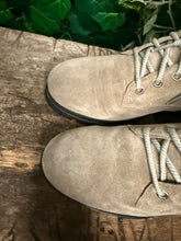 Afbeelding in Gallery-weergave laden, gewoon Nieuwe boots van Durea maat 38 (wijdte H)