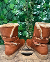 Afbeelding in Gallery-weergave laden, zo goed als nieuw gevoerde boots van Panama Jack maat 42