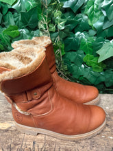 Afbeelding in Gallery-weergave laden, zo goed als nieuw gevoerde boots van Panama Jack maat 42