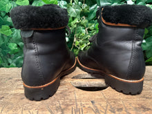 Afbeelding in Gallery-weergave laden, gewoon Nieuwe gevoerde laars van Panama Jack maat 42