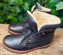 Afbeelding in Gallery-weergave laden, Nieuwe boots van Panama Jack maat 44