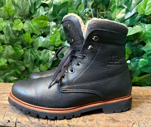 Nieuwe boots van Panama Jack maat 44