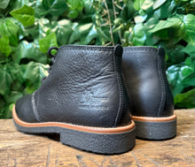 Afbeelding in Gallery-weergave laden, Nieuwe veterschoenen van Panama Jack maat 40