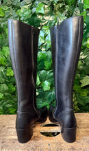 Afbeelding in Gallery-weergave laden, fantastische hoge laarzen van Sendra maat 40