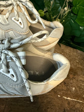 Afbeelding in Gallery-weergave laden, Nieuwe sneakers van Xsensible maat 43 (wijdte H)