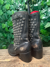 Afbeelding in Gallery-weergave laden, supergave vintage blokhak laars van Frye maat 40 (maat 10)
