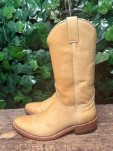 Afbeelding in Gallery-weergave laden, zo goed als nieuw vintage laarzen van Sendra maat 37