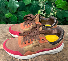Afbeelding in Gallery-weergave laden, bijna Nieuwe sneakers van Xsensible maat 39 (wijdte H)