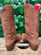 Afbeelding in Gallery-weergave laden, zo goed als nieuw gave boots van Sendra maat 37