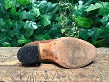 Afbeelding in Gallery-weergave laden, zo goed als nieuw gave boots van Sendra maat 37