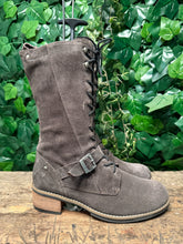 Afbeelding in Gallery-weergave laden, bijna Nieuwe laars van wolky maat 41