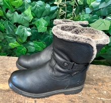 Afbeelding in Gallery-weergave laden, Gewoon Nieuwe gevoerde boots van Panama Jack maat 39