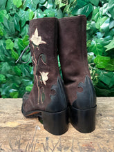 Afbeelding in Gallery-weergave laden, Nieuwe geweldige laarsjes met bloem Sendra laars maat 39,5