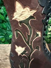 Afbeelding in Gallery-weergave laden, Nieuwe geweldige laarsjes met bloem Sendra laars maat 39,5