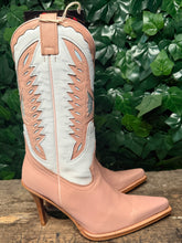Afbeelding in Gallery-weergave laden, supergave Nieuwe laarzen van Sendra maat 39
