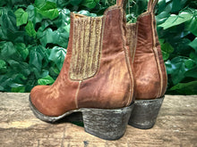 Afbeelding in Gallery-weergave laden, Nieuwe supergave laarsjes van Old Gringo maat 37