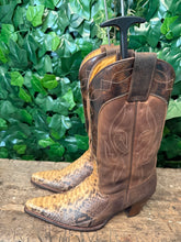 Afbeelding in Gallery-weergave laden, gewoon Nieuwe prachtige python laarzen van Sendra maat 40