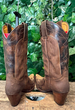 Afbeelding in Gallery-weergave laden, gewoon Nieuwe prachtige python laarzen van Sendra maat 40