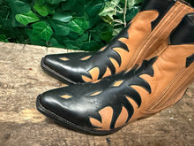 Afbeelding in Gallery-weergave laden, Nieuwe supergave laarsjes van Sendra maat 36