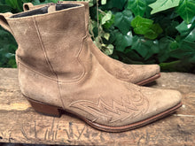 Afbeelding in Gallery-weergave laden, gewoon Nieuwe gave boots van Sendra maat 45