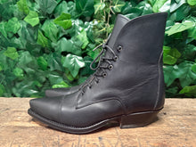 Afbeelding in Gallery-weergave laden, Nieuwe stoere  laarsjes van Sendra maat 39