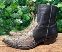Afbeelding in Gallery-weergave laden, Nieuwe gave python boots van Sendra maat 42