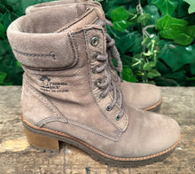 Afbeelding in Gallery-weergave laden, bijna Nieuwe boots van Panama jack maat 37