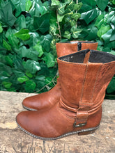 Afbeelding in Gallery-weergave laden, bijna Nieuwe laars van wolky maat 41