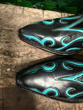 Afbeelding in Gallery-weergave laden, Nieuwe geweldig mooie laarsjes van Sendra maat 37