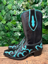 Afbeelding in Gallery-weergave laden, Nieuwe geweldig mooie laarsjes van Sendra maat 37