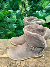 Afbeelding in Gallery-weergave laden, Nieuwe gevoerde boots van Panama Jack maat 37