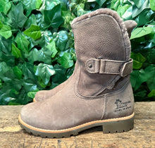 Afbeelding in Gallery-weergave laden, Nieuwe gevoerde boots van Panama Jack maat 37