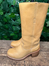 Afbeelding in Gallery-weergave laden, Geweldig mooie vintage blokhak laars sendra maat 37