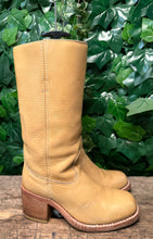 Afbeelding in Gallery-weergave laden, Geweldig mooie vintage blokhak laars sendra maat 37
