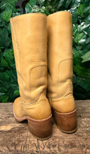 Afbeelding in Gallery-weergave laden, Geweldig mooie vintage blokhak laars sendra maat 37
