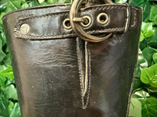 Afbeelding in Gallery-weergave laden, super sexy laarzen met python leer van sendra maat 39